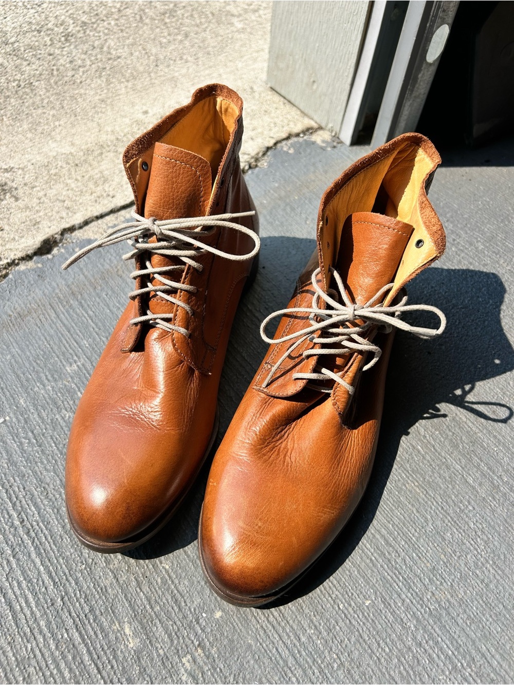 GIDIGO FOR SOLE FOOD Olive Leather Italian-Made Lace-up Boots, 39